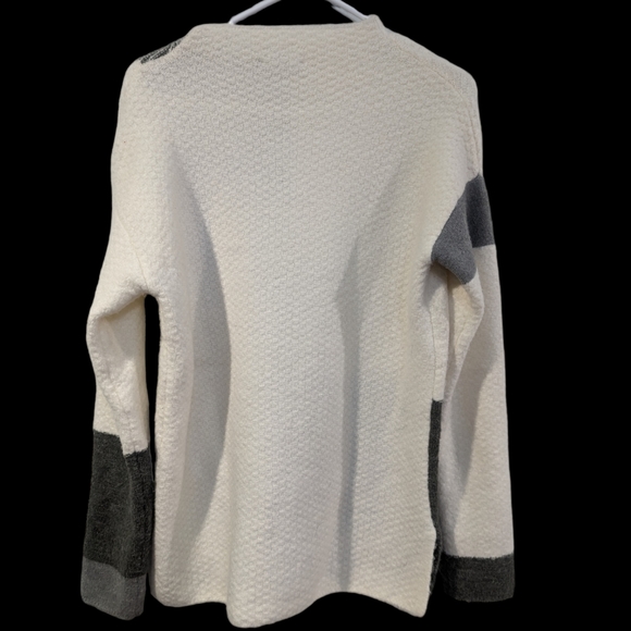 Evolution oversized warm cream and gray crew neck sweater. Women's - Picture 2 of 4